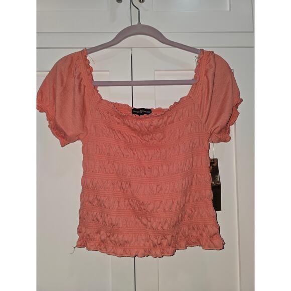NWT Almost Famous Coral Smocked Crop Top - Picture 2 of 9